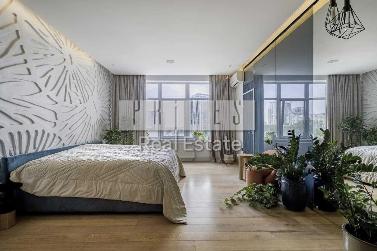 Продажа 4к квартиры 200 м², ЖК Новопечерские Липки, ул. Андр