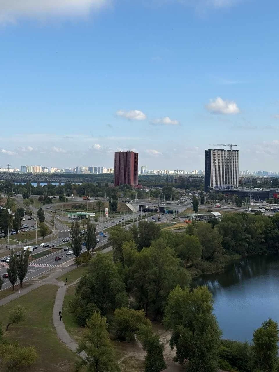 Продати затишну 1к квартиру на Оболоні вул. Приозерна