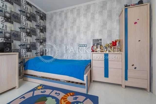 Пропоную до продажу 3-к квартиру в Солом"янському районі по