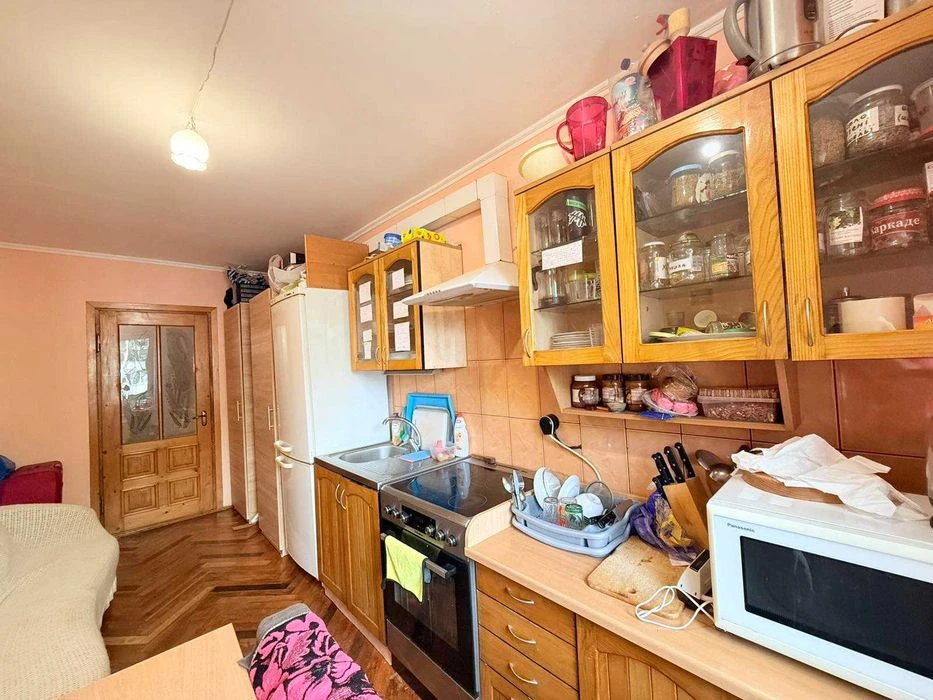 1-room apartment for sale on Lincoln Street (45 sq m)