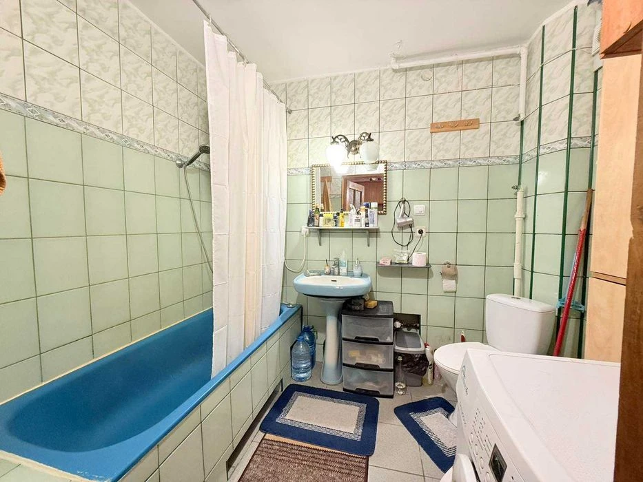 1-room apartment for sale on Lincoln Street (45 sq m)
