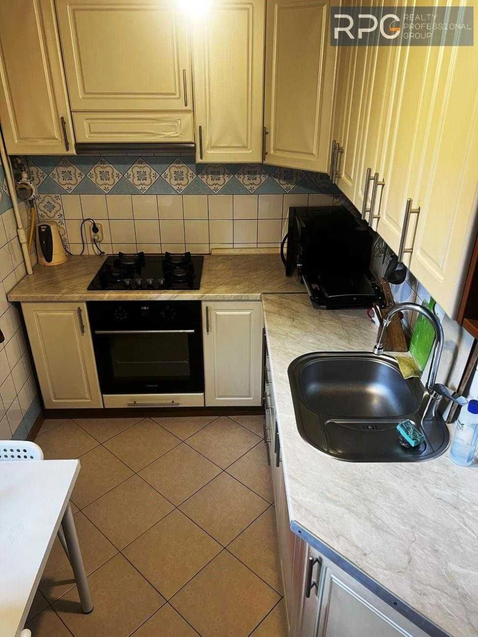 Продається 2-кімнатна квартира 47 м2 в цегляному будинку, 5/