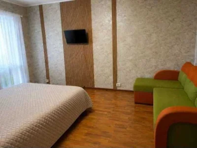 Продам 2к квартиру 52 м.кв. З Ремонтом Ревуцького вул. 35, Х