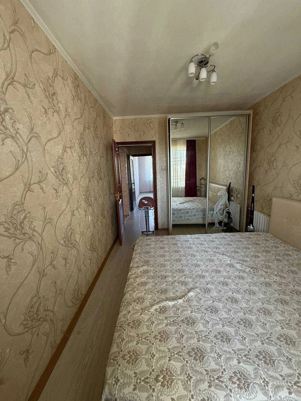 Продам 3к квартиру на Ж/М Тополя-3