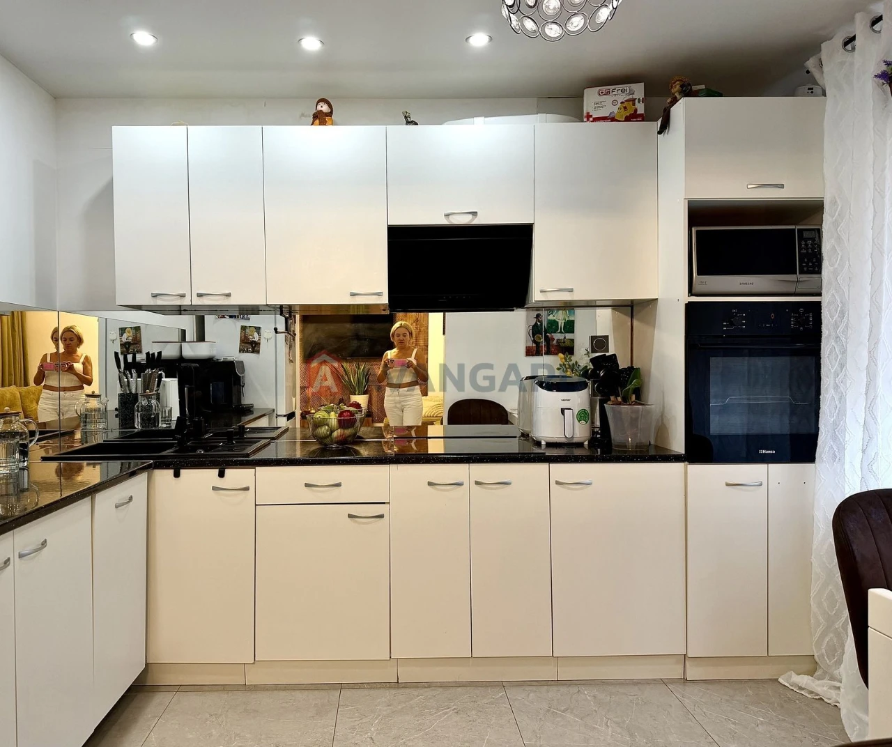 Продам 3к квартиру з новим сучасним ремонтом 70м2