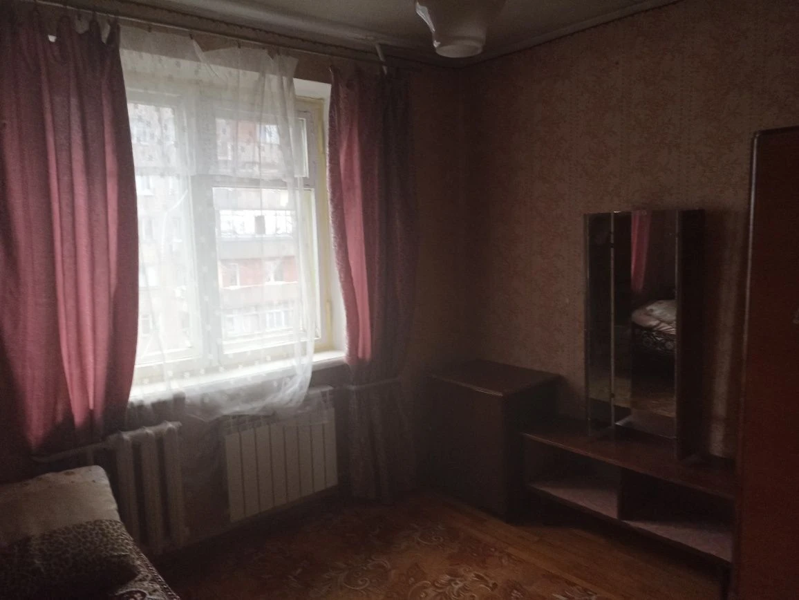 Продам 2 квартиру Тополь 3