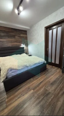 Продам 3х кім кв з ремонтом,Тополь. 4й поверх.Газ