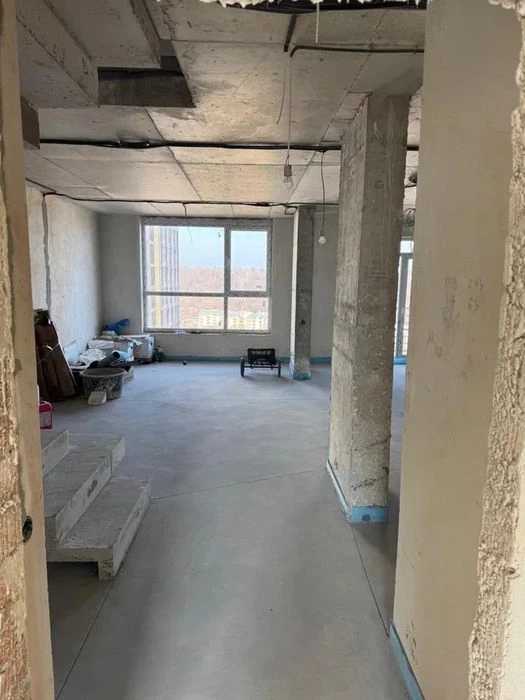 Продаж 3-квартири двохярусна 120 м² 10/11 вул Під Голоском