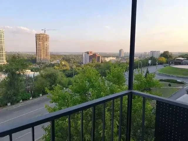 Продаж 2к квартири Нагорний Дмитра Яворницького пр. 2 а Собо
