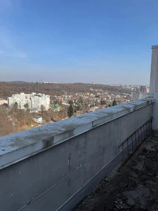 Продаж 3-квартири двохярусна 120 м² 10/11 вул Під Голоском