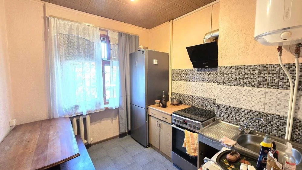 Продам 2-комнатную квартиру. 2 этаж. Газ. Таирова / Вузовски