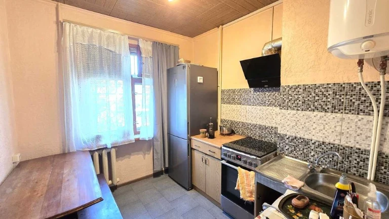Продам 2-комнатную квартиру. 2 этаж. Газ. Таирова / Вузовски