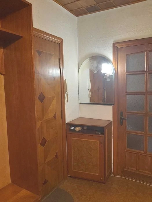 Продам 2-комнатную квартиру. 2 этаж. Газ. Таирова / Вузовски