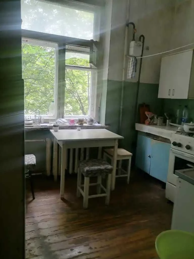 Продам 2к квартиру под ремонт на ул. Владимира Вернадского,