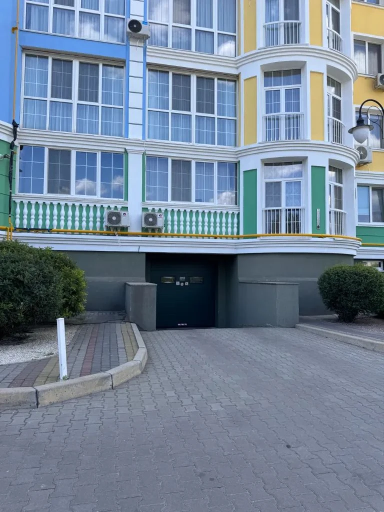 Продам 3-кімнатну квартиру, Перемога-6, ЖК Акварель