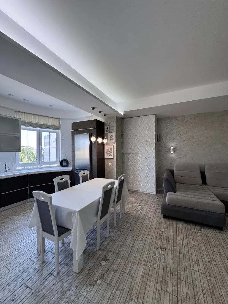 Продам 3-кімнатну квартиру, Перемога-6, ЖК Акварель