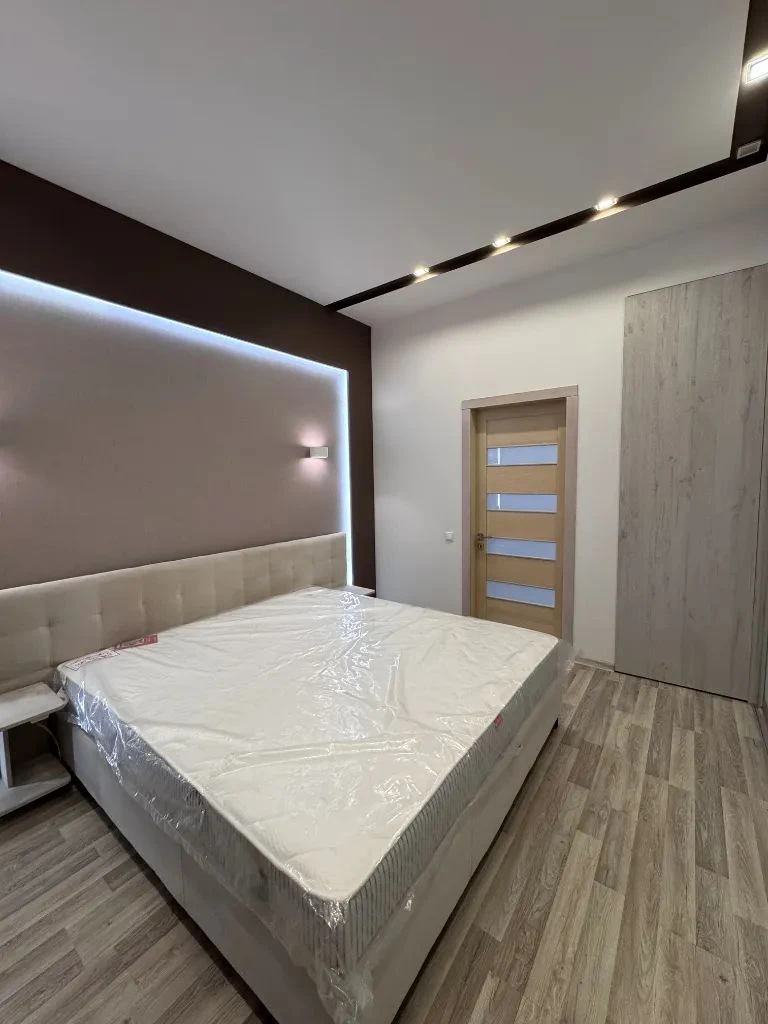 Продам 3-кімнатну квартиру, Перемога-6, ЖК Акварель