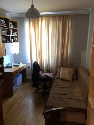 Продам 3 к.. квартиру на Соколе-2,  Бул.Славы, 9/9 эт, цена