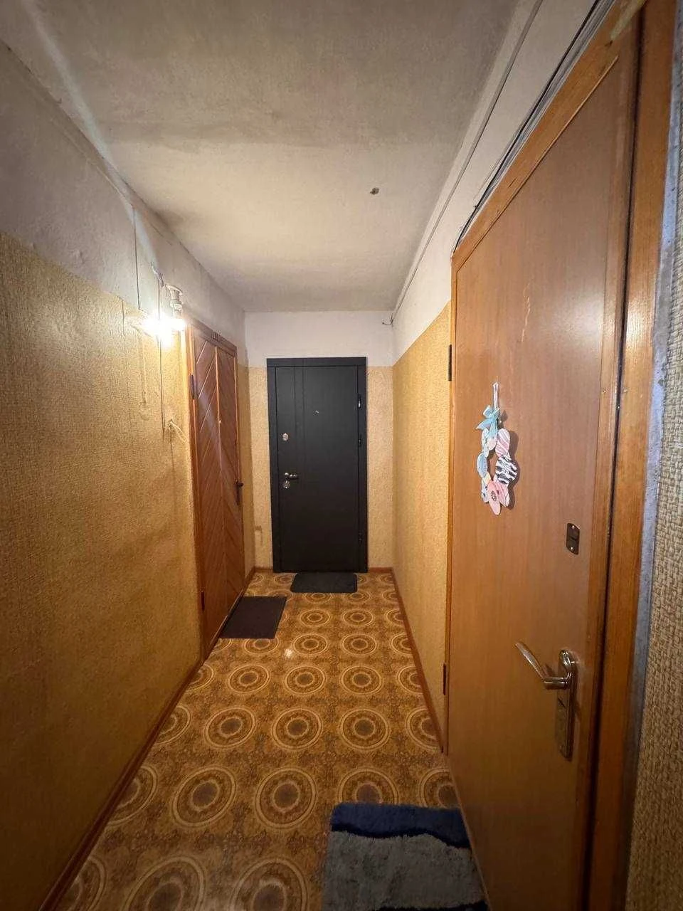 Продам 1 комн квартиру с евроремонтом жм Красный Камень, Ком