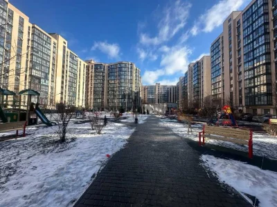 ЖК Рівер Парк, 3к квартира під ремонт. 950 у.о м2