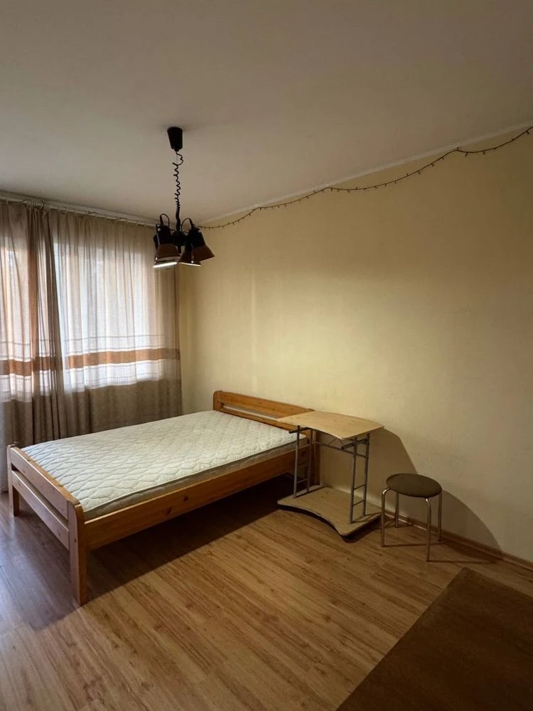 2-кімнатна квартира ремонт, 46 м2, Нагірний, пр. Науки, вул.