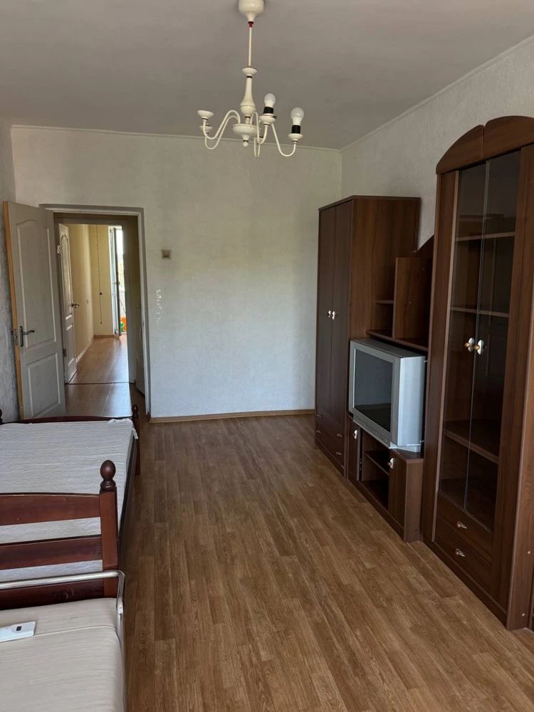 2-кімнатна квартира ремонт, 46 м2, Нагірний, пр. Науки, вул.