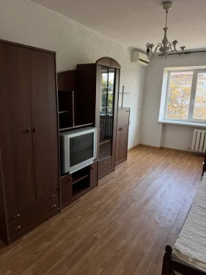 2-кімнатна квартира ремонт, 46 м2, Нагірний, пр. Науки, вул.