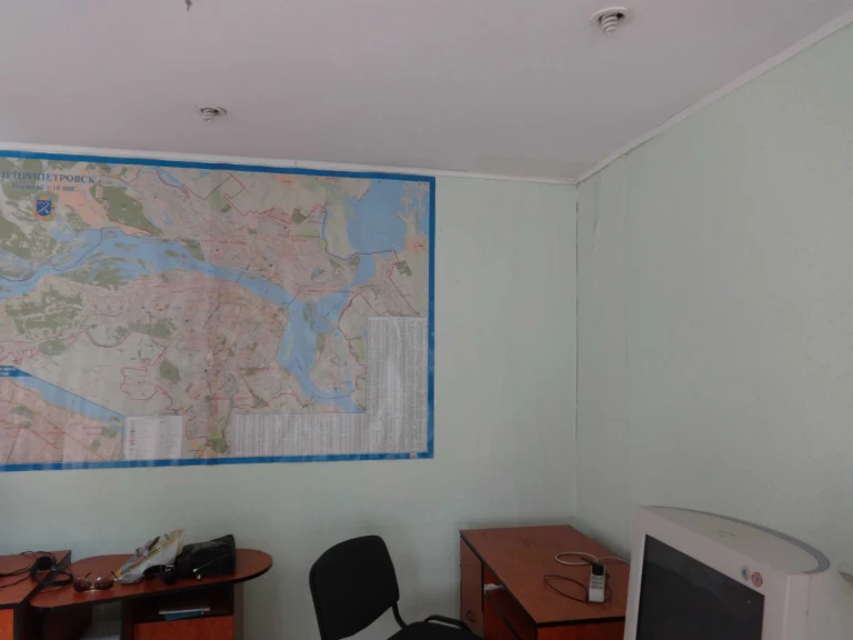 продаж Унікальна 5-к квартира 145 м² як власний будинок! При