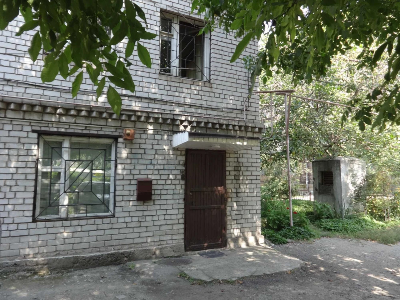 продаж Унікальна 5-к квартира 145 м² як власний будинок! При