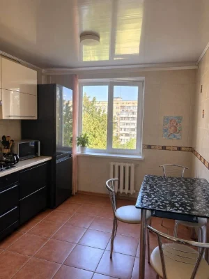 Продам 4к.кв на Янтарной, Клочко, левый берег