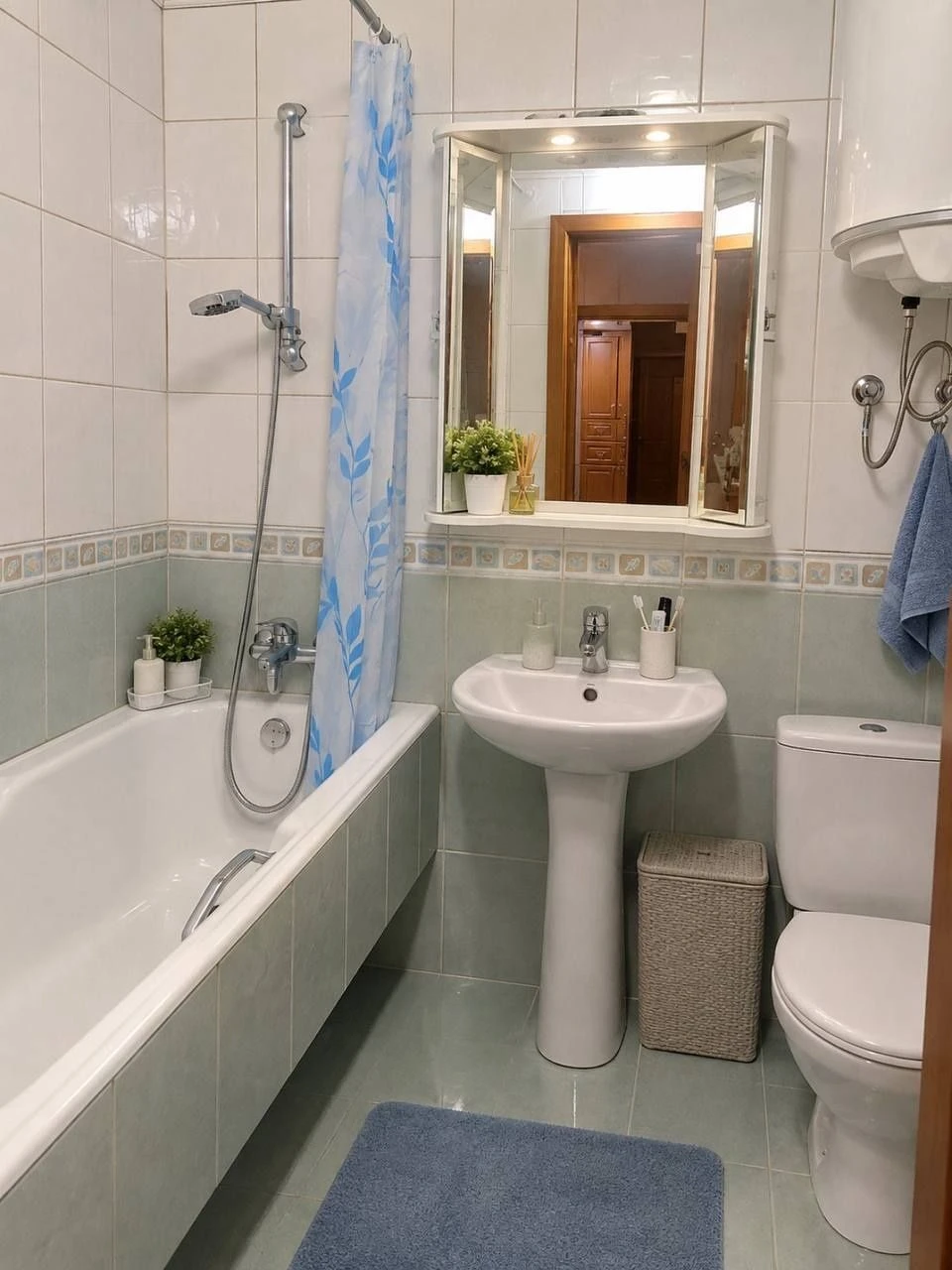 Продам 4к.кв на Янтарной, Клочко, левый берег