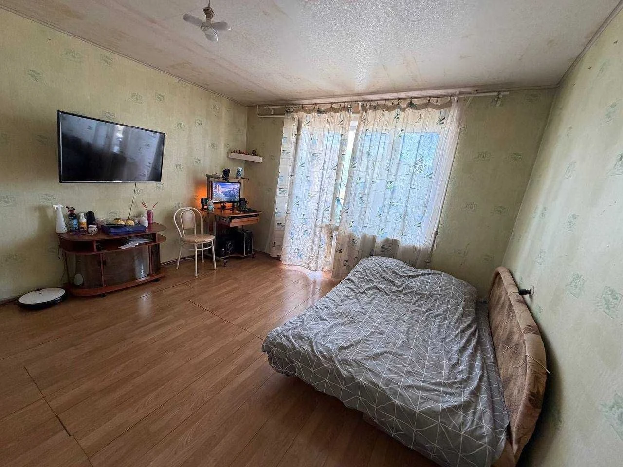 Продам 1к квартиру на ул. Богданова 1, низ Рабочей