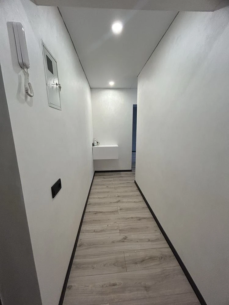 В продаже 1 к квартира ЖМ Косиора ,пр.Слобожанский. .