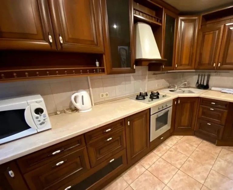 Продам 2к квартиру ул Науки (Гагарина) пр. 3