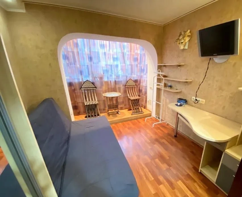 Продам 2к квартиру ул Науки (Гагарина) пр. 3