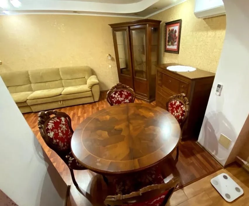 Продам 2к квартиру ул Науки (Гагарина) пр. 3