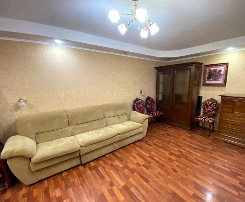 Продам 2к квартиру ул Науки (Гагарина) пр. 3