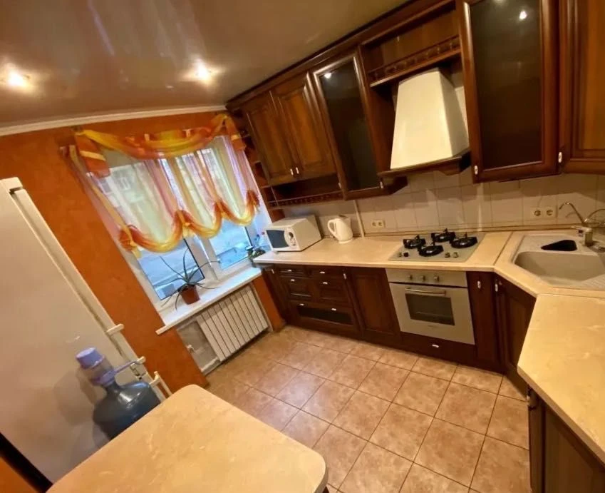 Продам 2к квартиру ул Науки (Гагарина) пр. 3