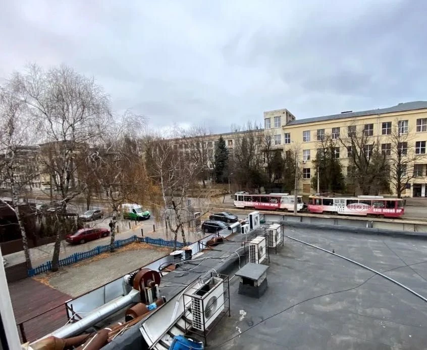 Продам 2к квартиру ул Науки (Гагарина) пр. 3