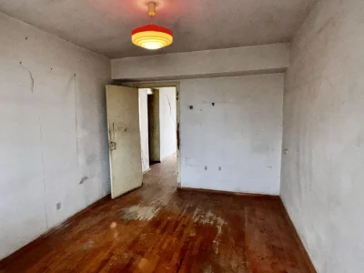 Продам 3-комн квартиру, ул. Янгеля