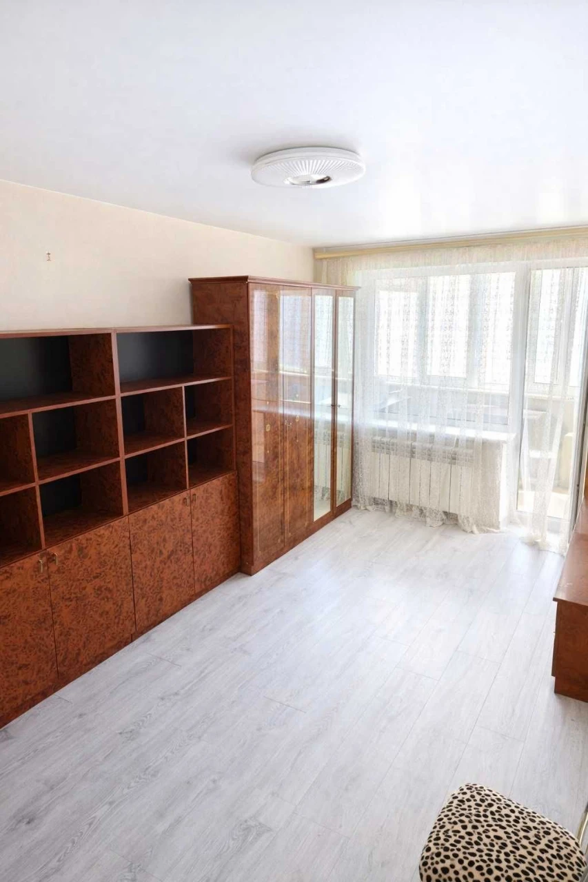 Продам 3к квартиру с ремонтом на Победе-3 | почти не жили |