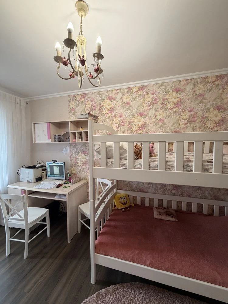 Продам 3-кімнатну квартиру Дніпро на ж/м Фрунзенський, вул.