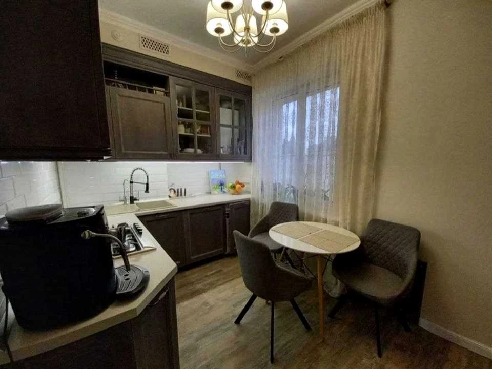 Квартира. Дніпро, Дмитра Скоробогатова вул.