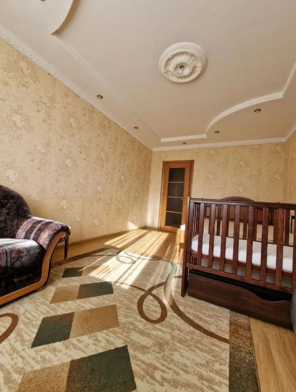 Продам 3х.ком квартиру на Красном Камне Савкина