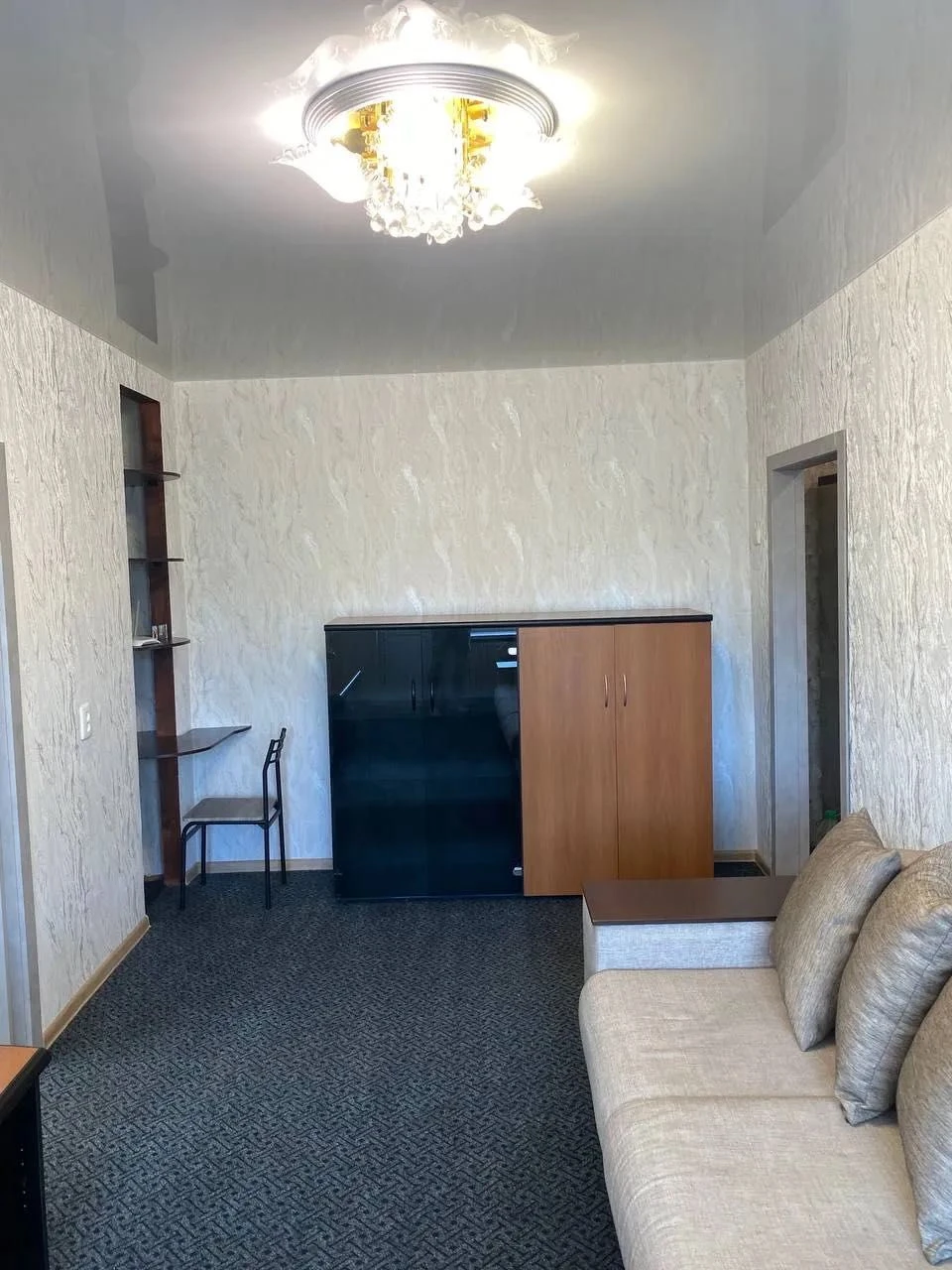 Продам 2к квартиру Науки (Гагарина) пр. 63