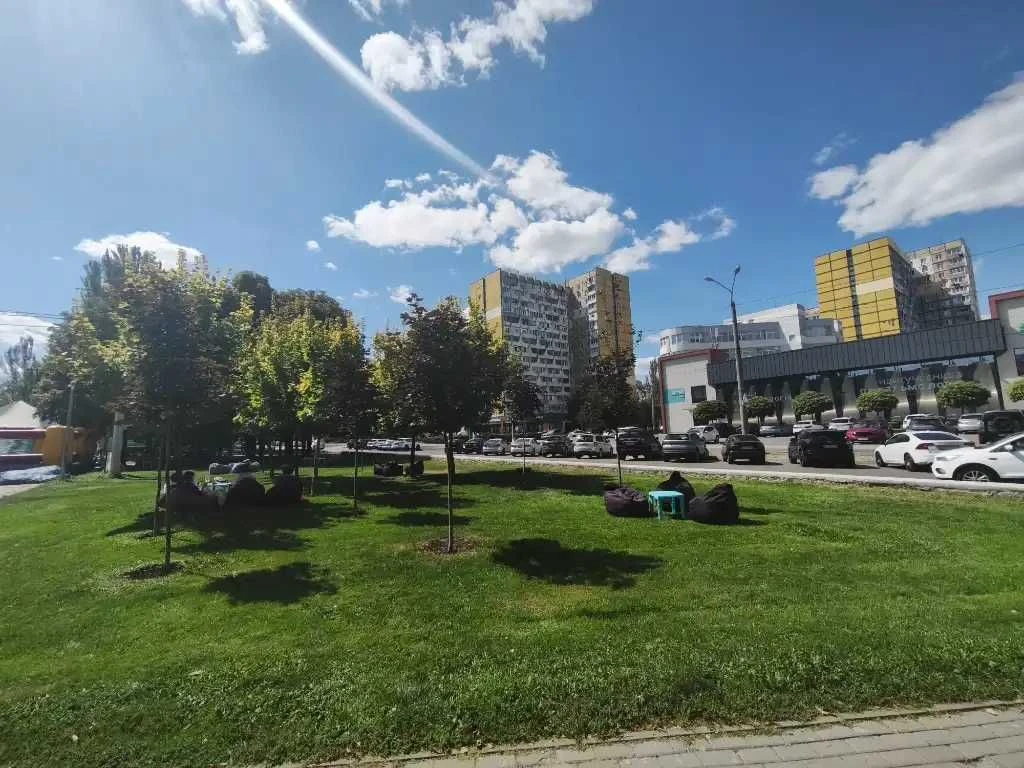 Продам 3-х к. квартиру ЖМ Победа 5 ; бульвар Славы 6