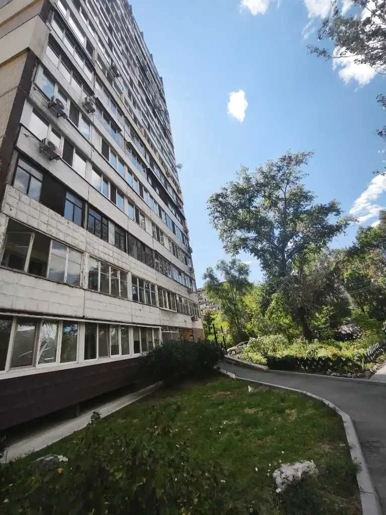 Продам 3-х к. квартиру ЖМ Победа 5 ; бульвар Славы 6