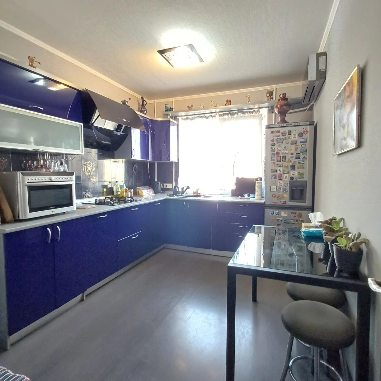 Продам 3к квартиру , міжповерхова кладова