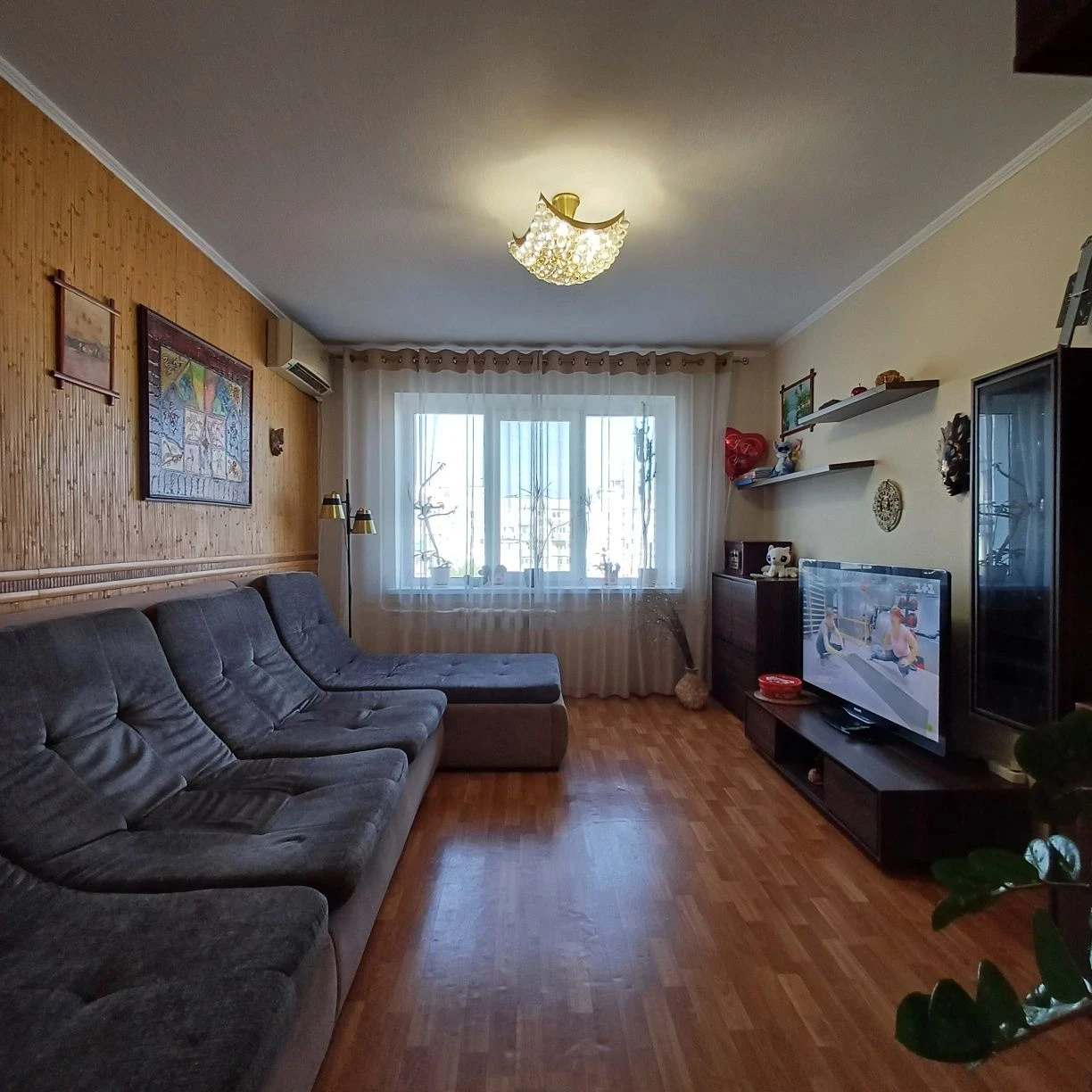 Продам 3к квартиру , міжповерхова кладова
