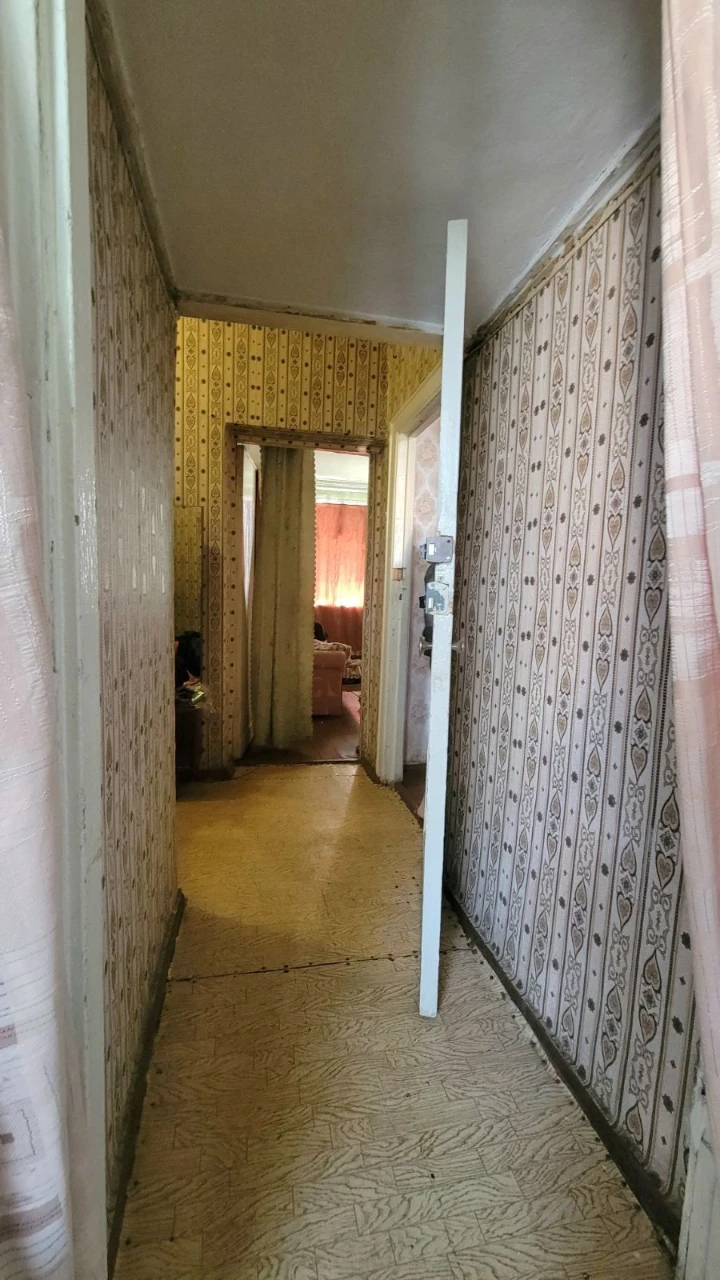Продам велику 3 кімнатну Сталинку. Пр. Івана Мазепи